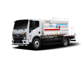 东风股份D6蓝牌洒水车 7方（燃油车）